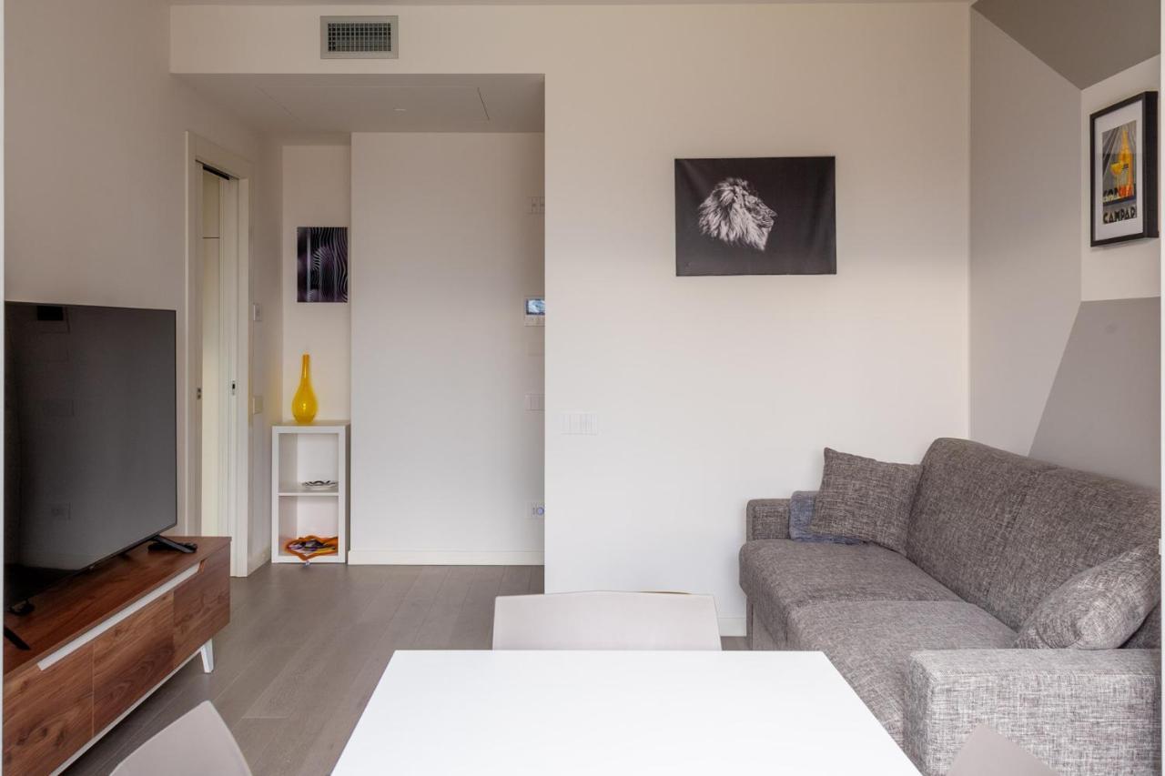 Bnbutler - Flavio Gioia, 5 - Appartamento Con Vista, Citylife Milan Exterior photo